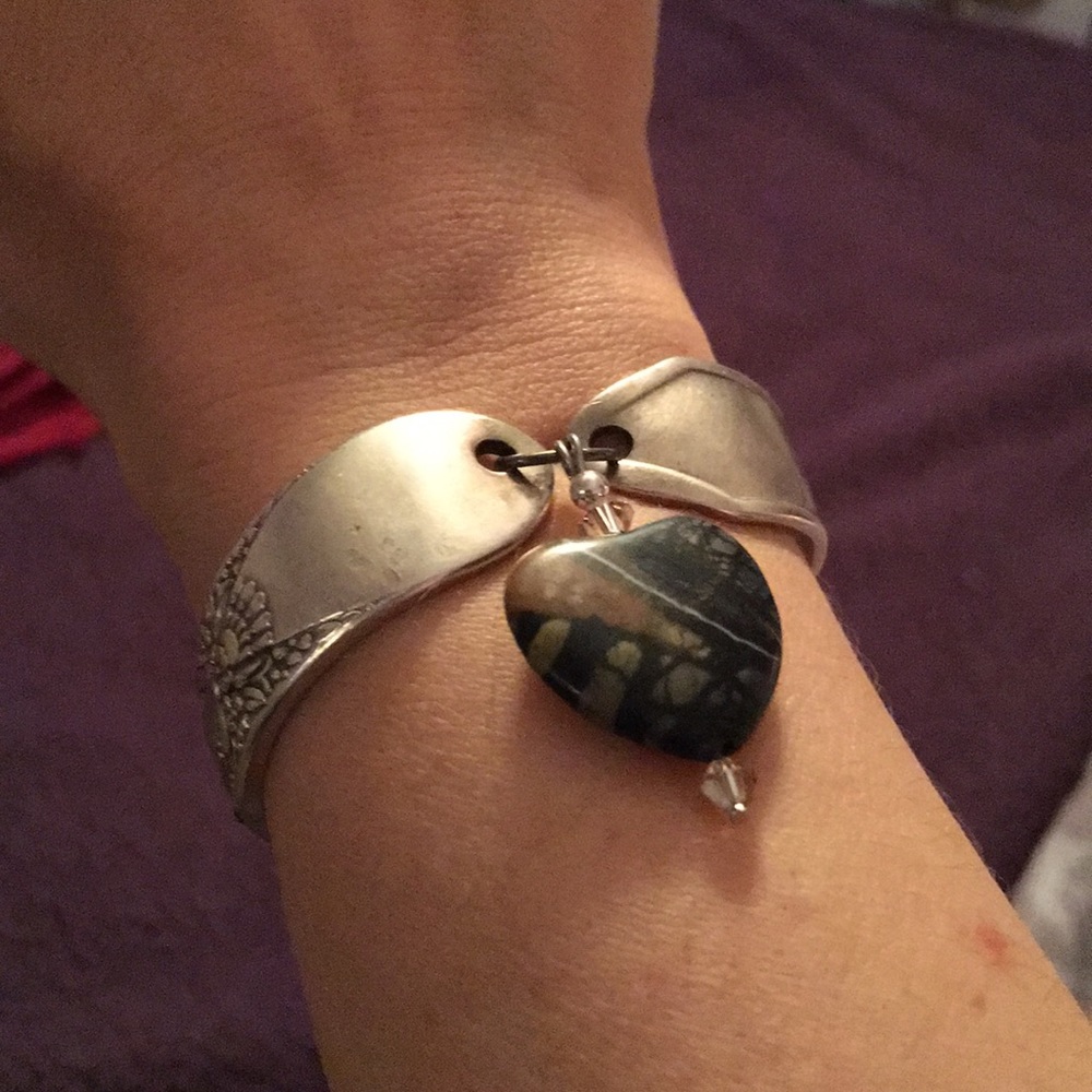 NWT Jasper Heart Antique Spoon Bracelet - Picture 1 of 5